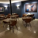 Restaurant Fritz מלון 3*