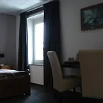 Restaurant Fritz 3* גרונאו